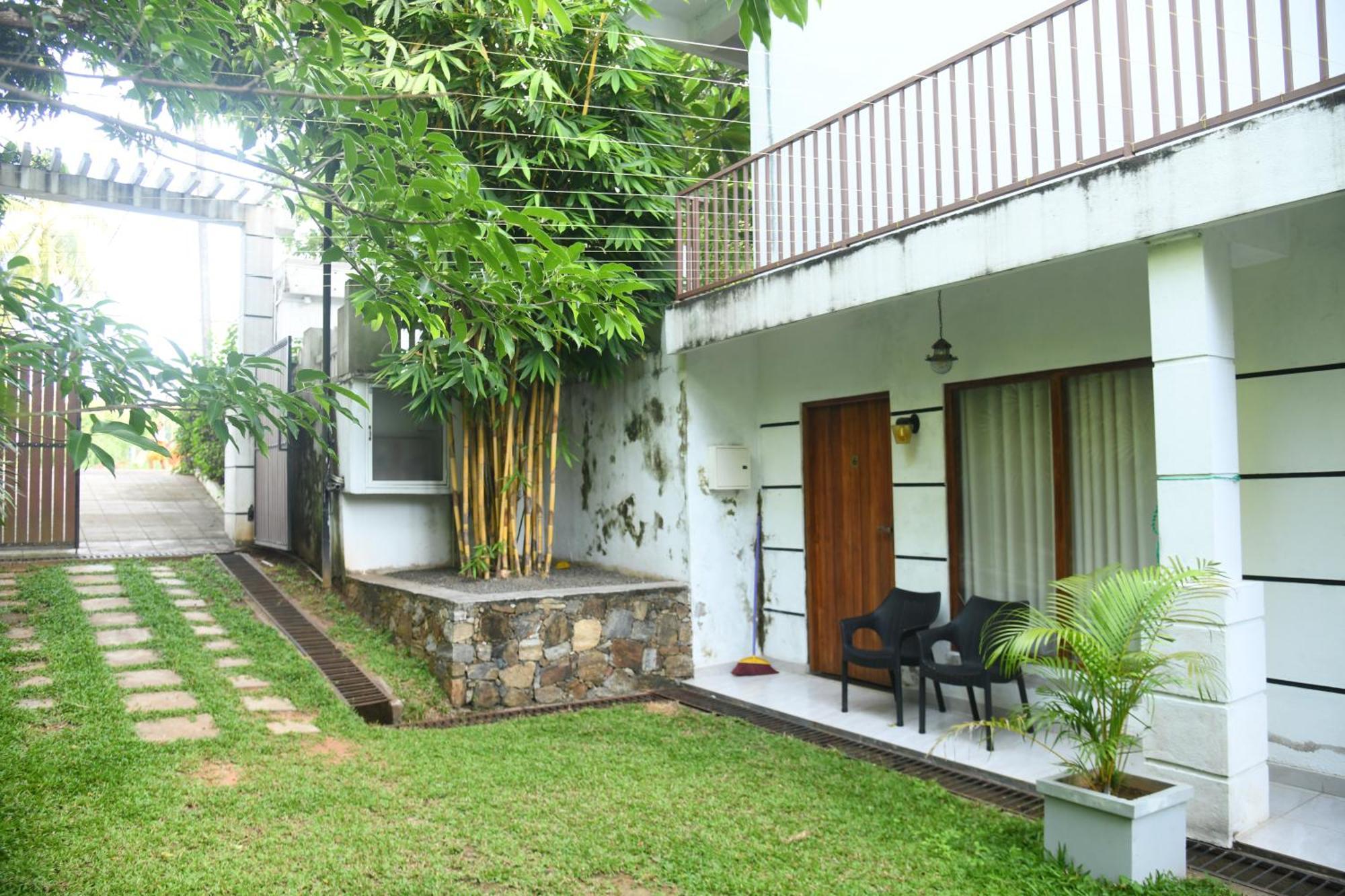 Wild Park Safari Home Stay Udawalawe Exterior photo